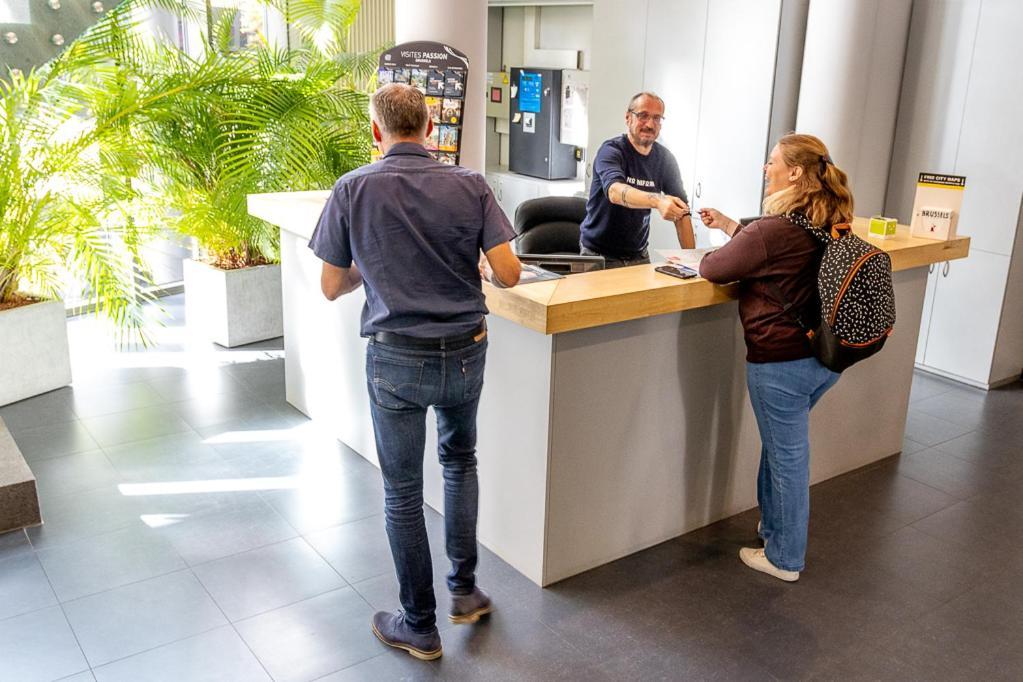 Hostel Van Gogh Βρυξέλλες Εξωτερικό φωτογραφία